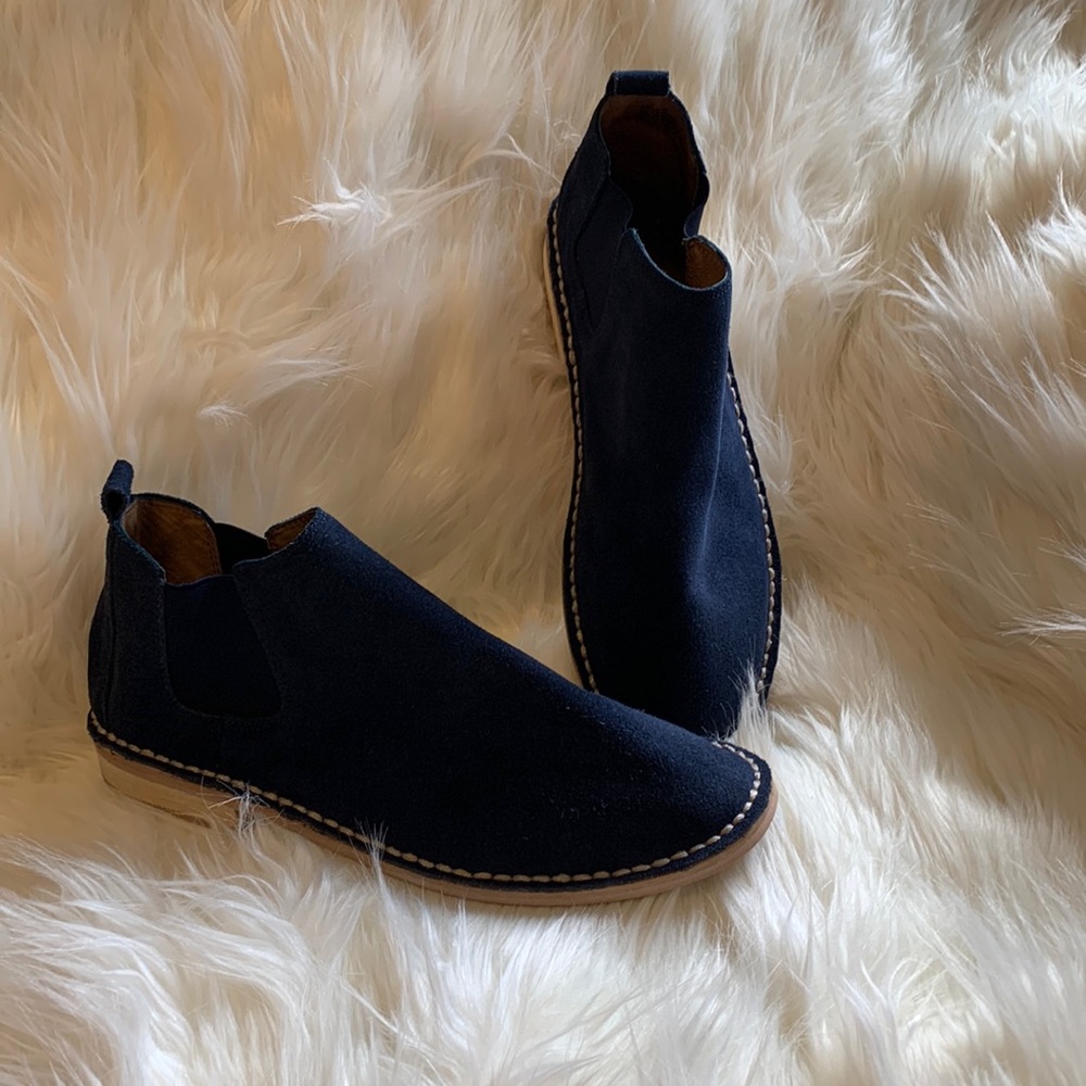 Women’s suede Steven by Steve Madden